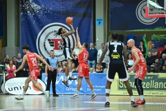 Basketball_Raiffeisen_Flyers_Wels_vs_Swans_Gmunden_005