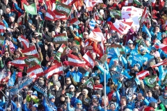 SAALBACH, AUSTRIA, 07.FEB.25 - ALPINE SKIING - FLOWERS CEREMONY IM SUPER G HERREN- FIS ALPINE WORLD SKI CHAMPIONSHIPS SAALBACH 2025
IMAGE  SHOWS : FANS BEI DER SKI WM IN SAALBACH,
PHOTO: SMP/WINTER