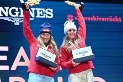 SAALBACH, AUSTRIA, 11.FEB.25 - ALPINE SKIING - TEAM COMBINED, LADIES, MEDAL PLAZA, SIEGEREHRUNG. - FIS ALPINE WORLD SKI CHAMPIONSHIPS SAALBACH 2025
IMAGE  SHOWS : Mikaela Shiffrin and Breezy Johnson (USA).
PHOTO: SMP/WINTER